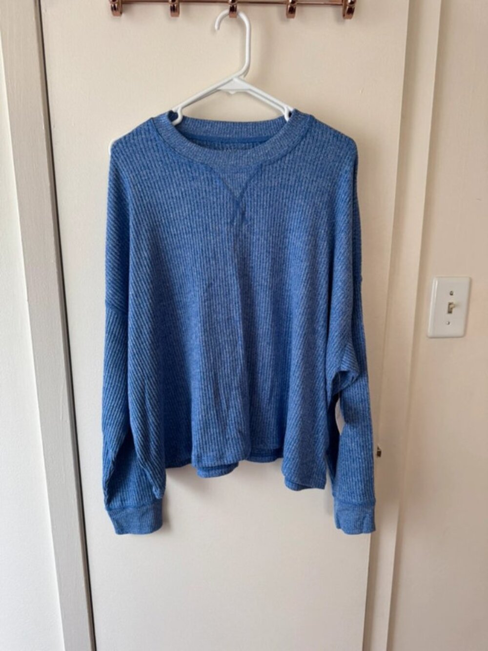 American Eagle black ribbed women’s top